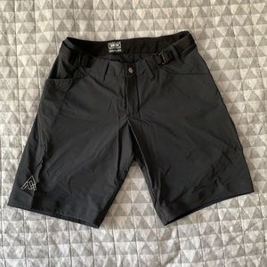 7Mesh Farside Short Women’s XSmall Black